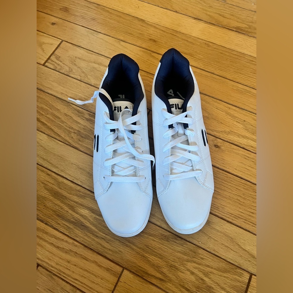 Fila - Men's White & Blue Sneakers